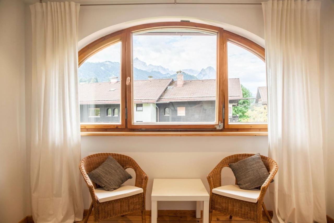 Fewo Im Blauen Haus Dg Garmisch-Partenkirchen Buitenkant foto